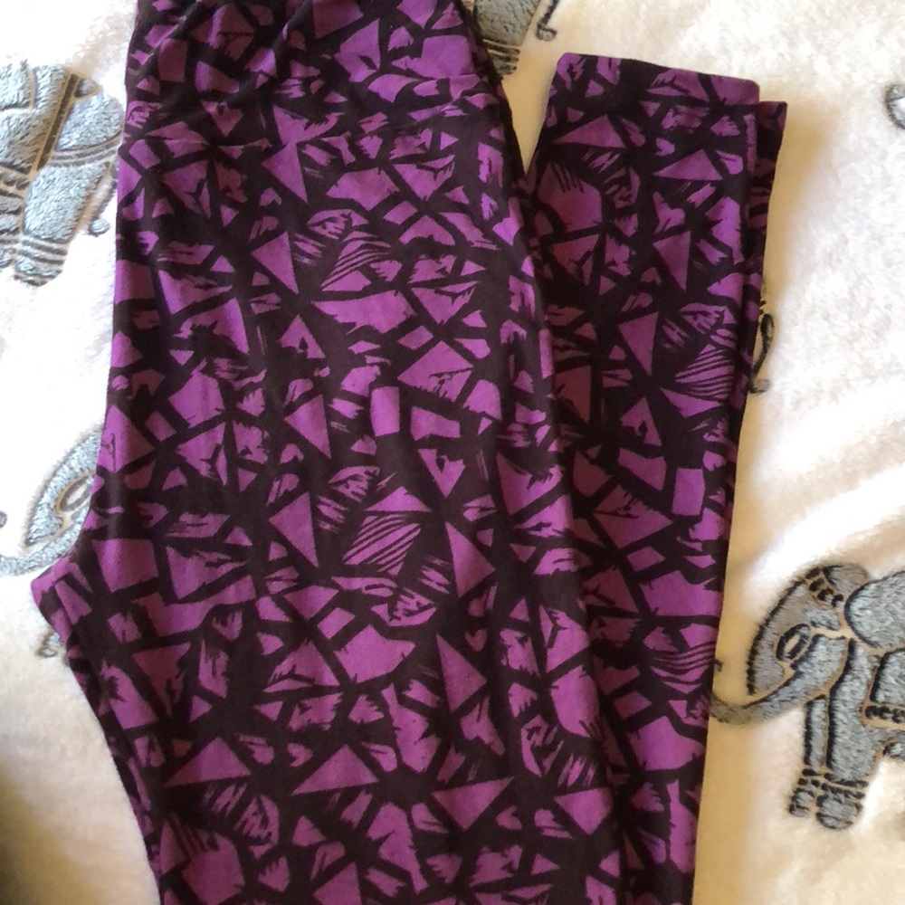 Purple and Black OS LuLaRoe Leggings